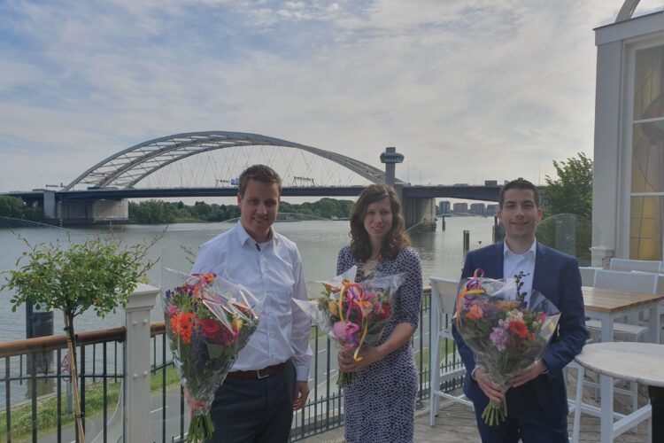 Timo Vermeulen, Matthea Tromp en Maris Moerman vieren hun 5-jarig jubileum bij Laudame Financials